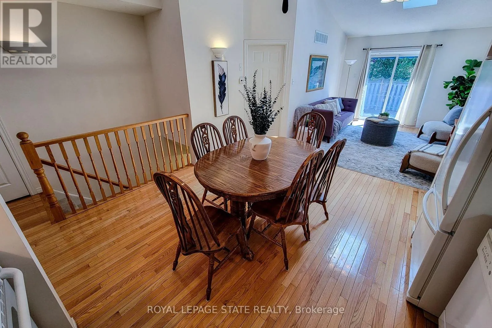 22 - 751 RYMAL ROAD W