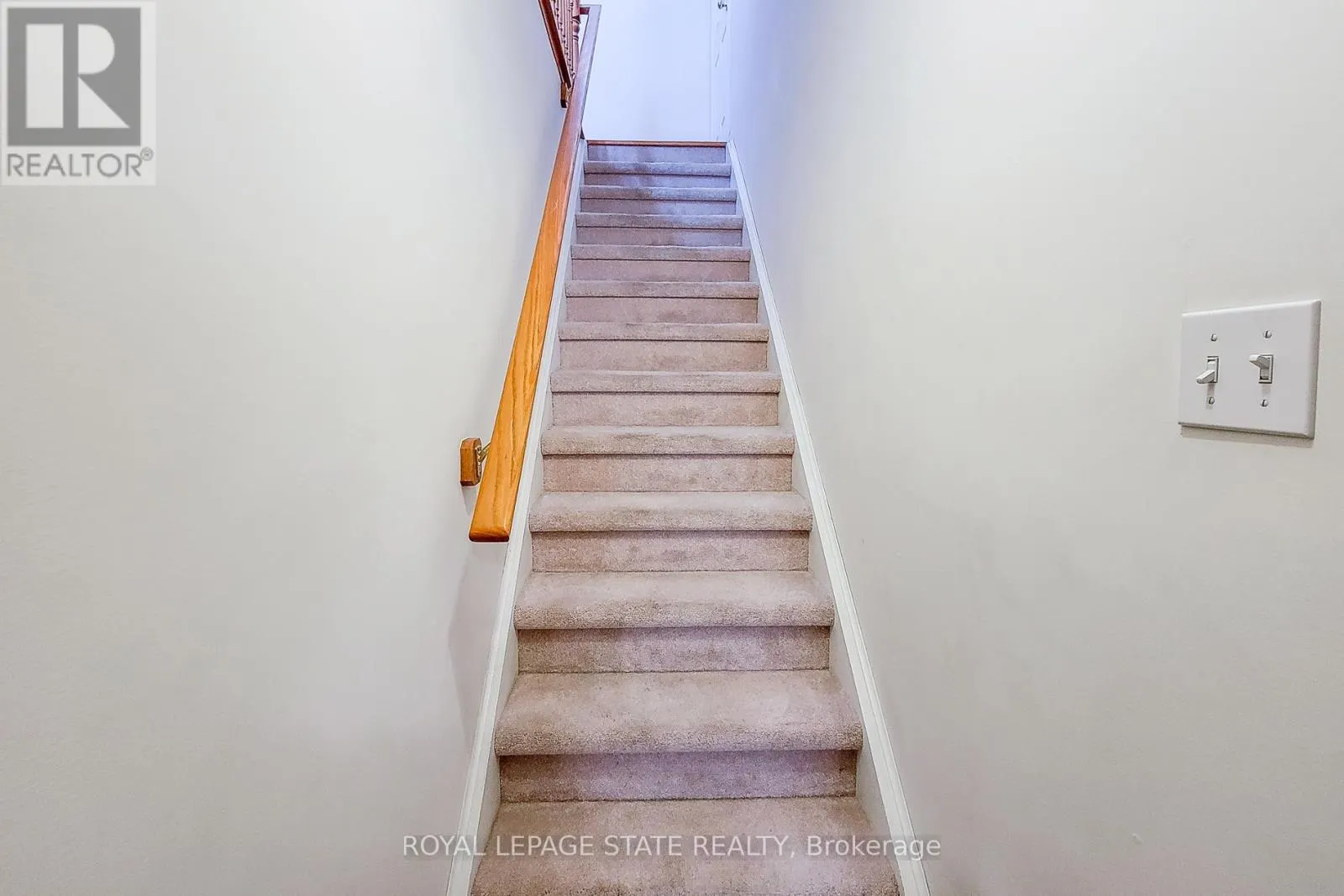 22 - 751 RYMAL ROAD W