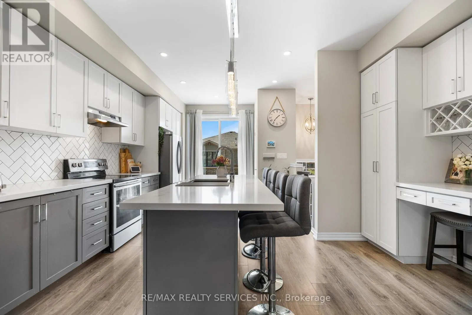 122 - 1890 RYMAL ROAD E