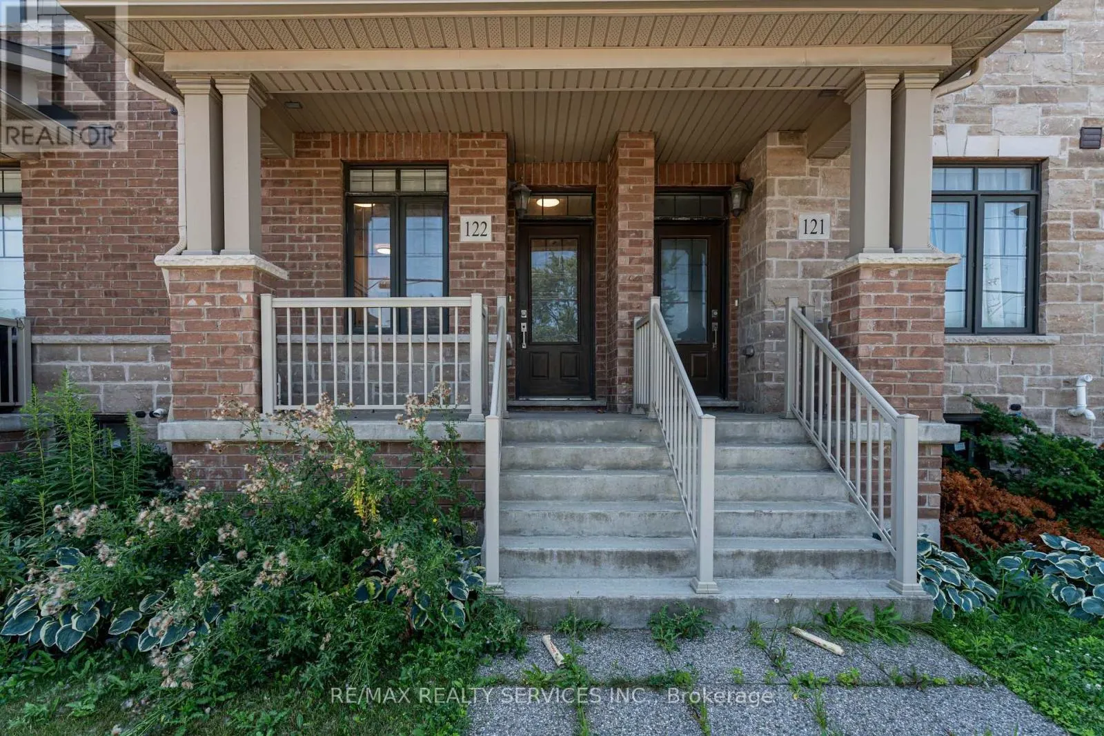 122 - 1890 RYMAL ROAD E