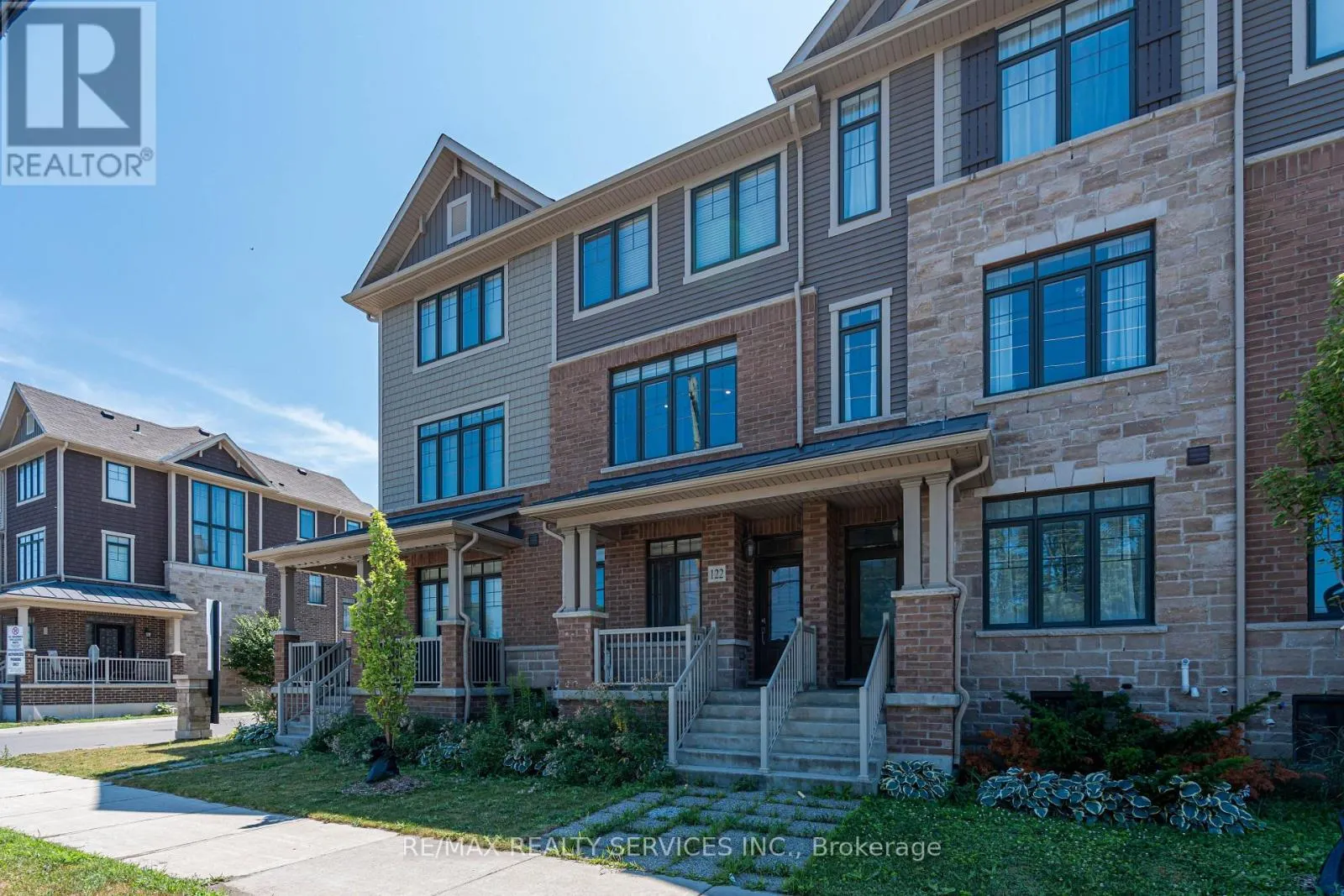 122 - 1890 RYMAL ROAD E