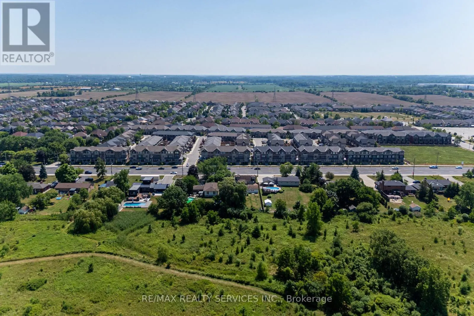 122 - 1890 RYMAL ROAD E