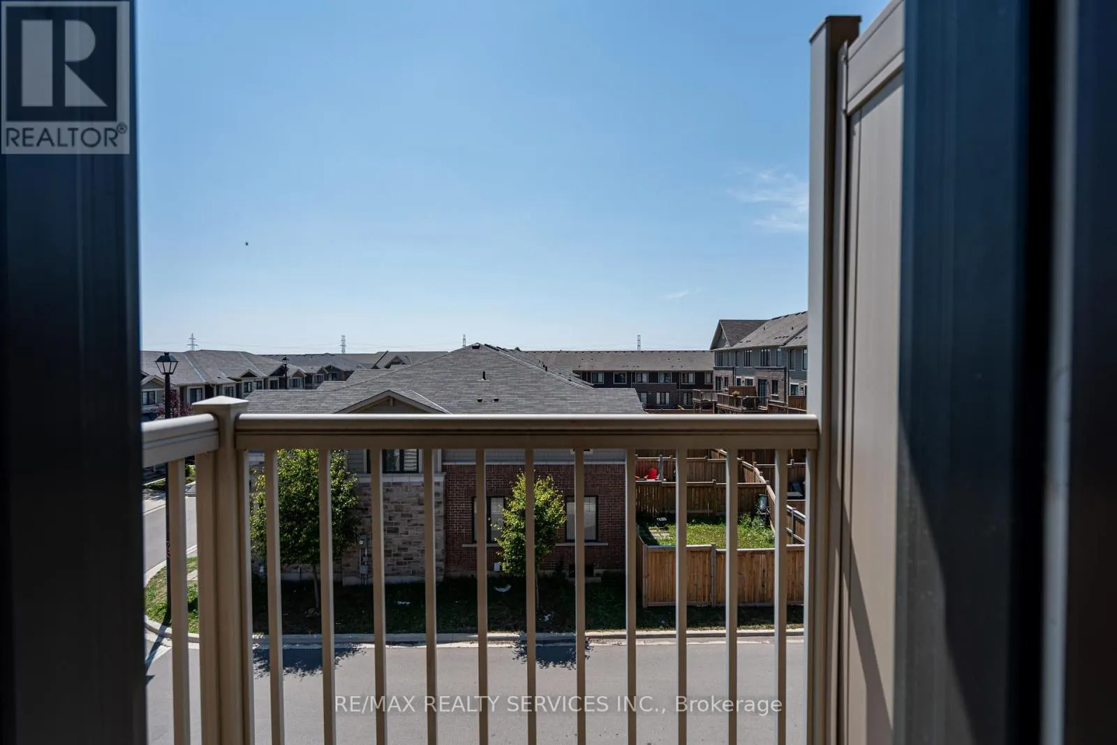 122 - 1890 RYMAL ROAD E