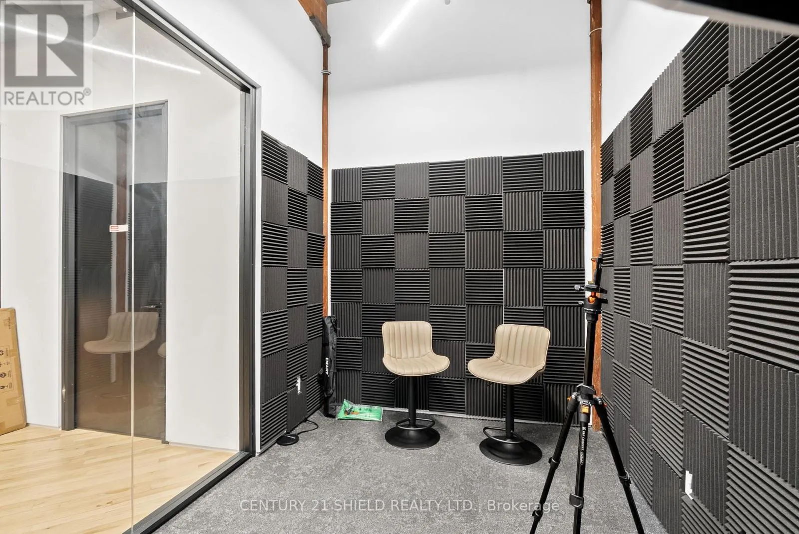 116 - 705 COTTON MILL STREET