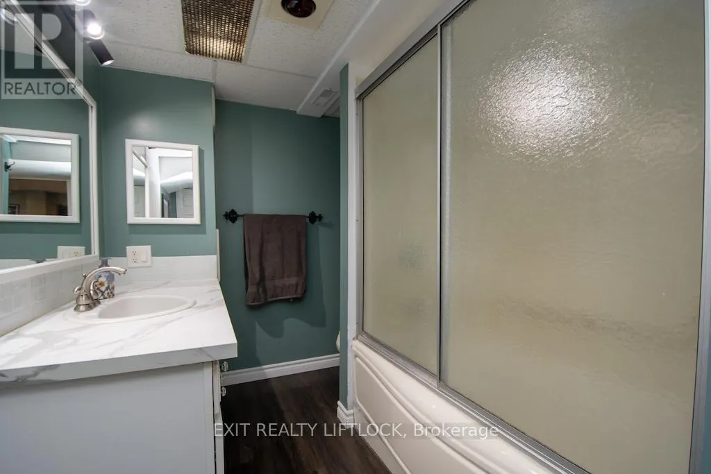 1456 FIRWOOD CRESCENT