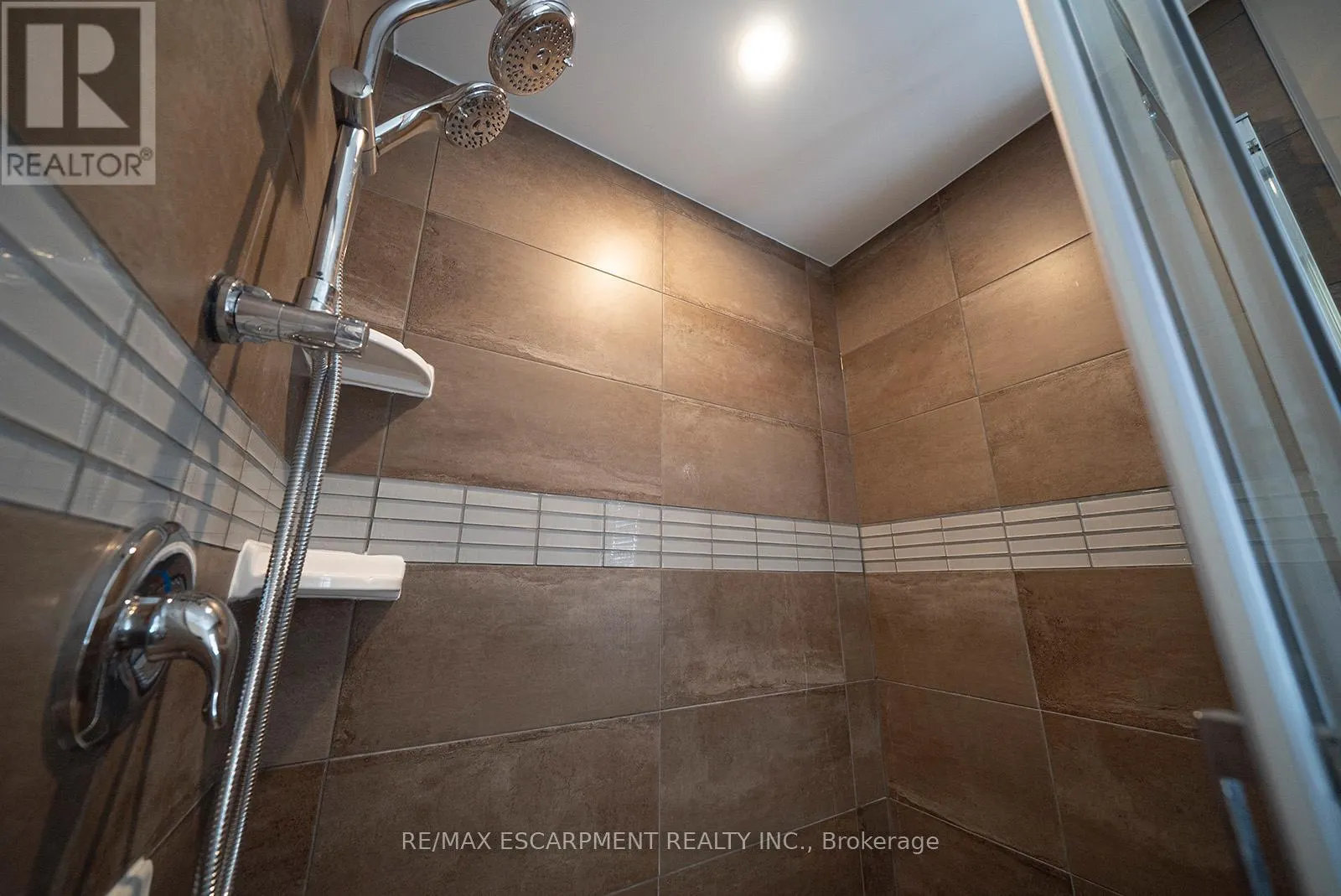 B - 112 MOUNT PLEASANT STREET