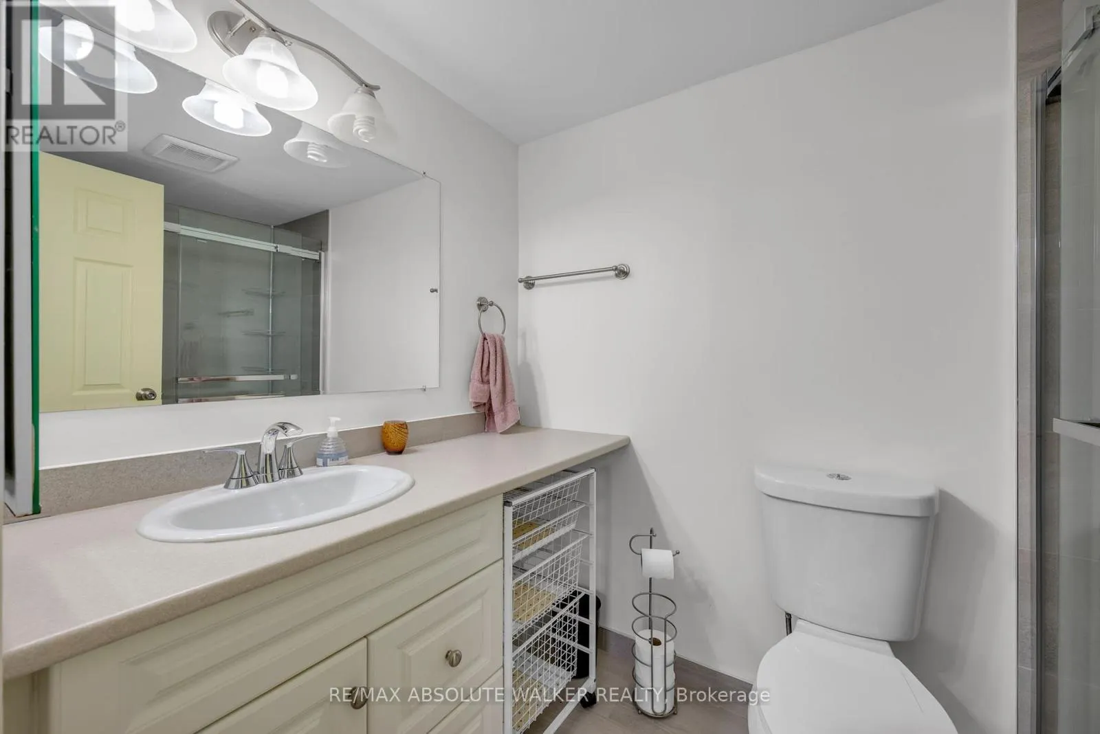 414 - 2871 RICHMOND ROAD