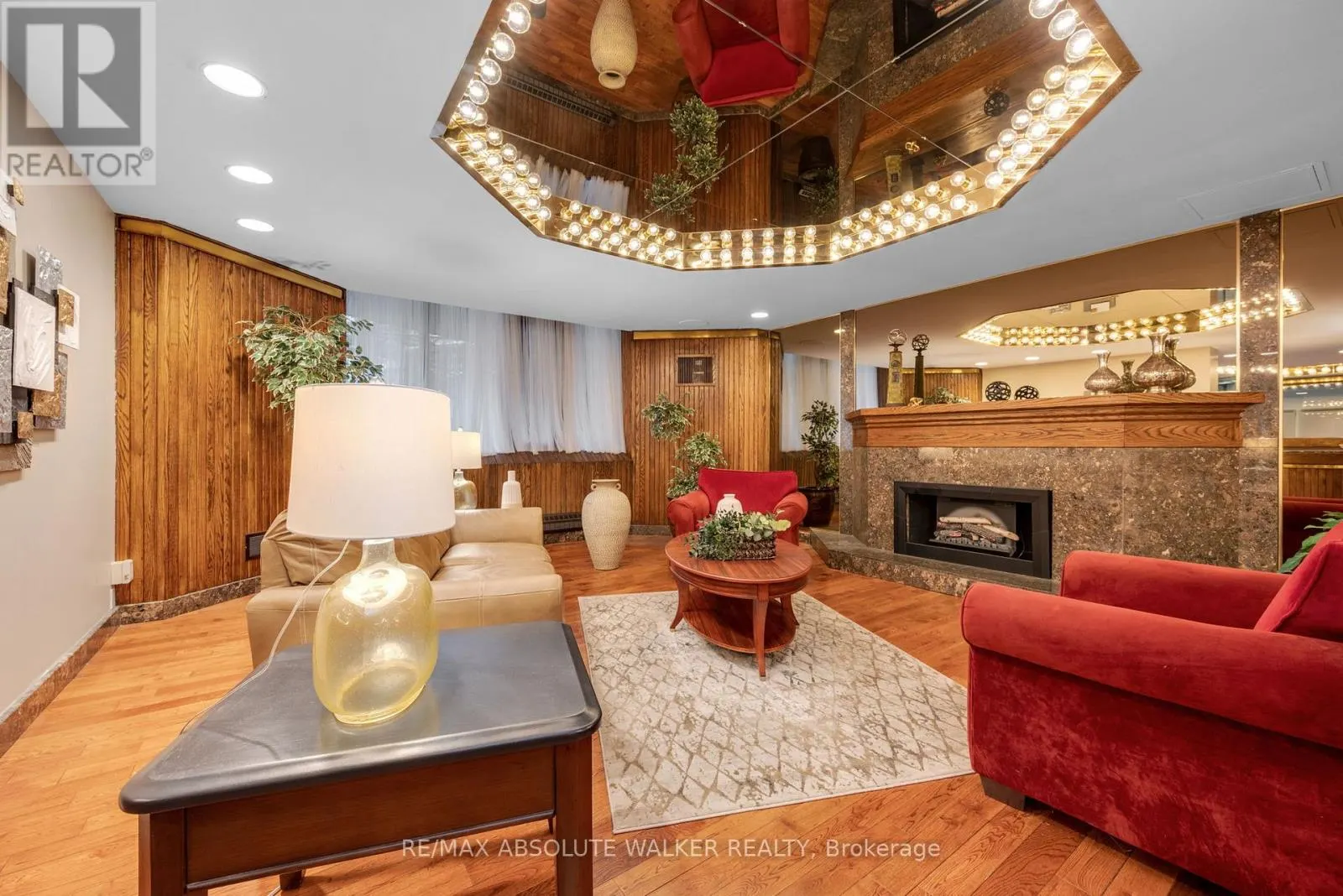 414 - 2871 RICHMOND ROAD