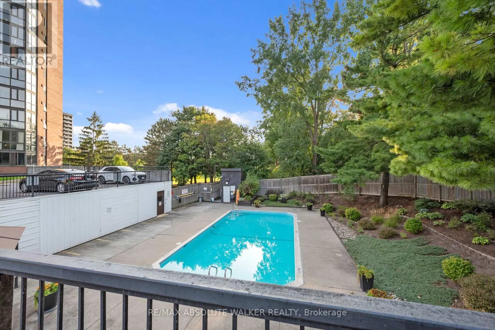 414 - 2871 RICHMOND ROAD