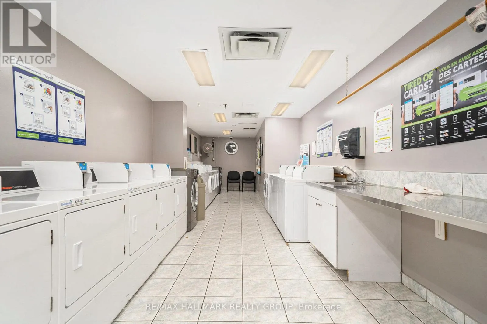 PH4 - 158C MCARTHUR AVENUE