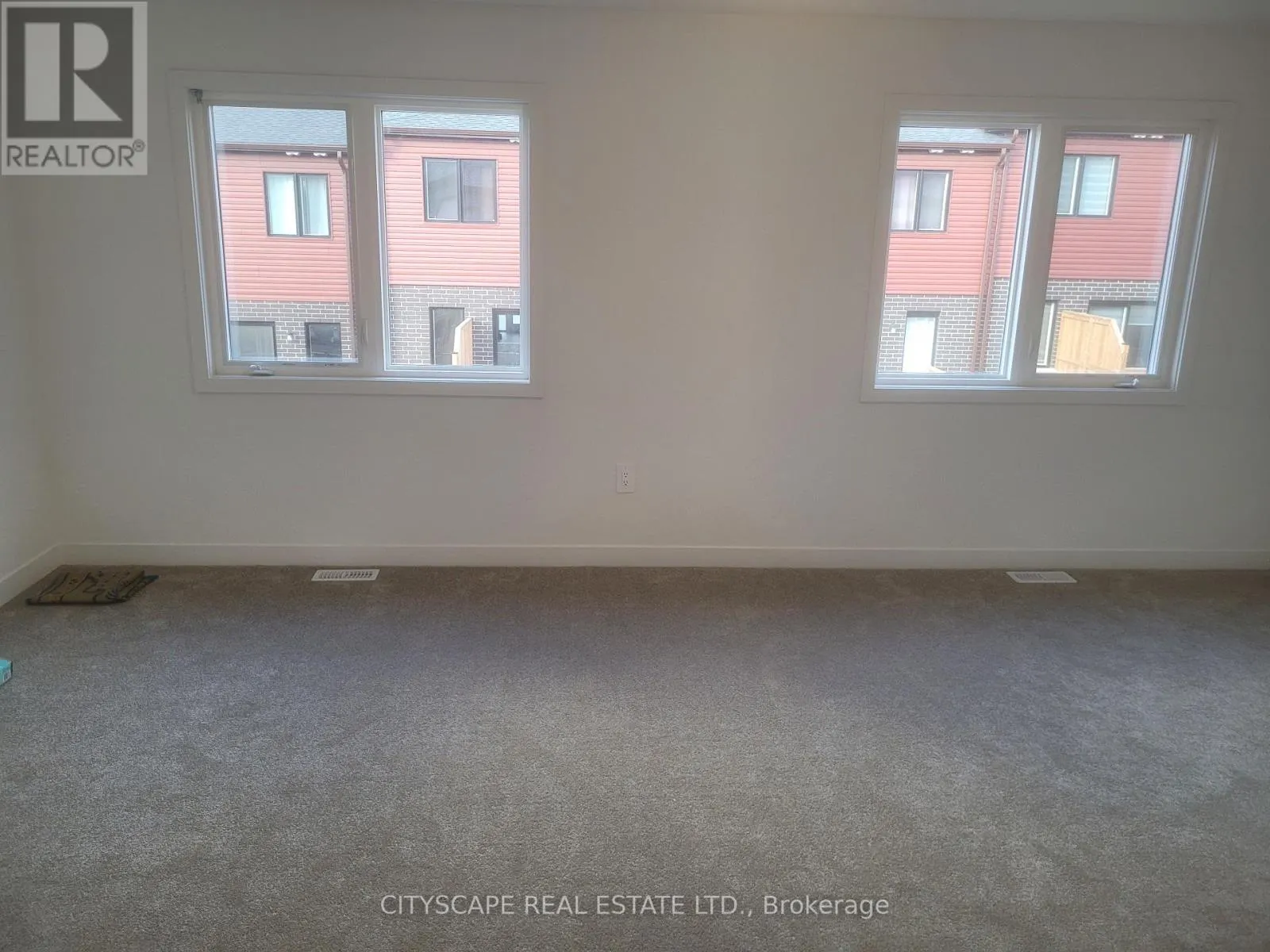 36 OAK FOREST COMMON CRESCENT