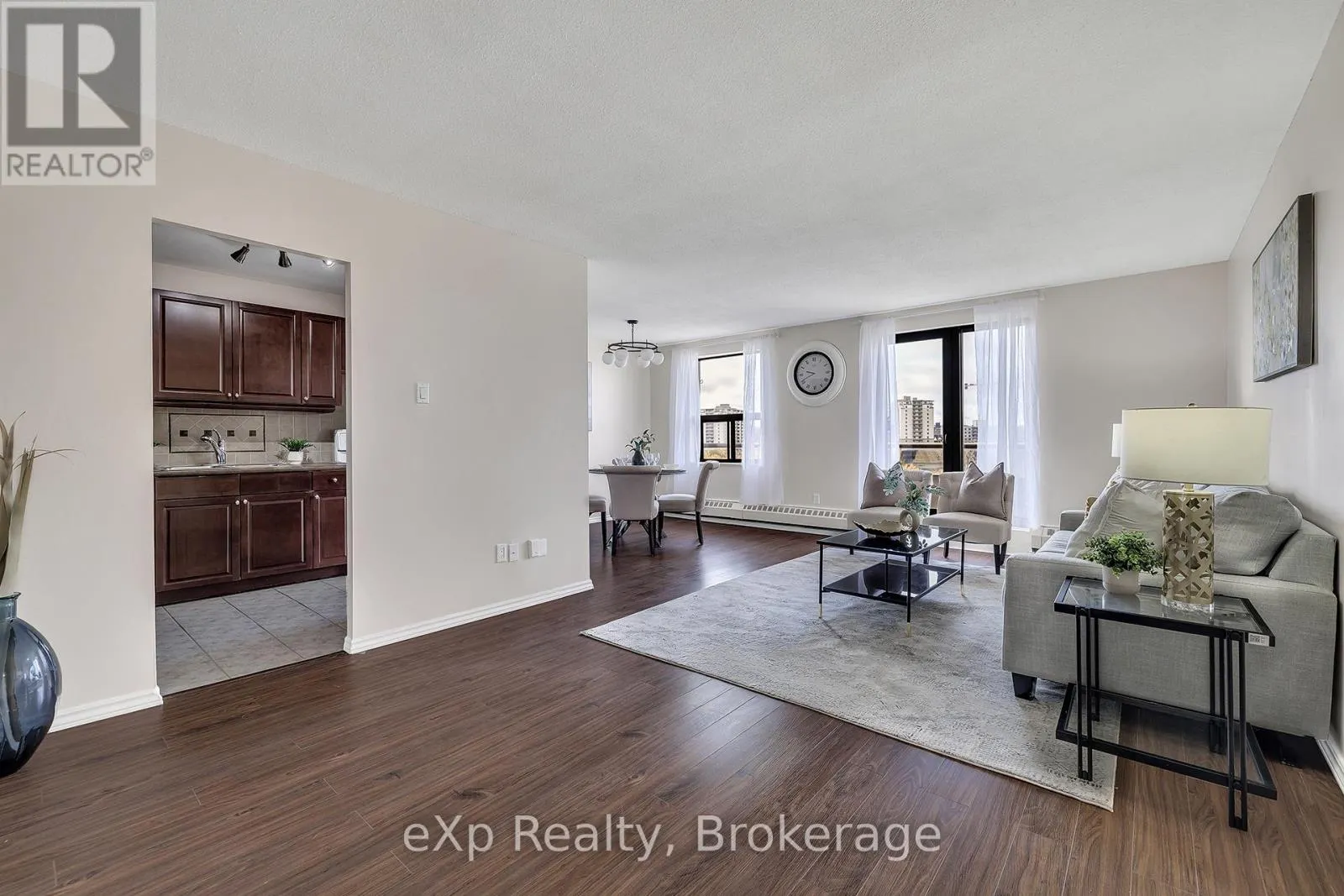 605 - 1100 COURTLAND AVENUE E, #605