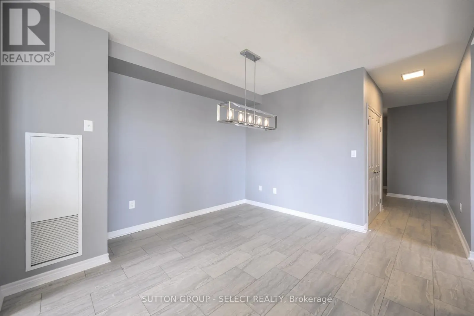 303 - 1030 CORONATION DRIVE, #303