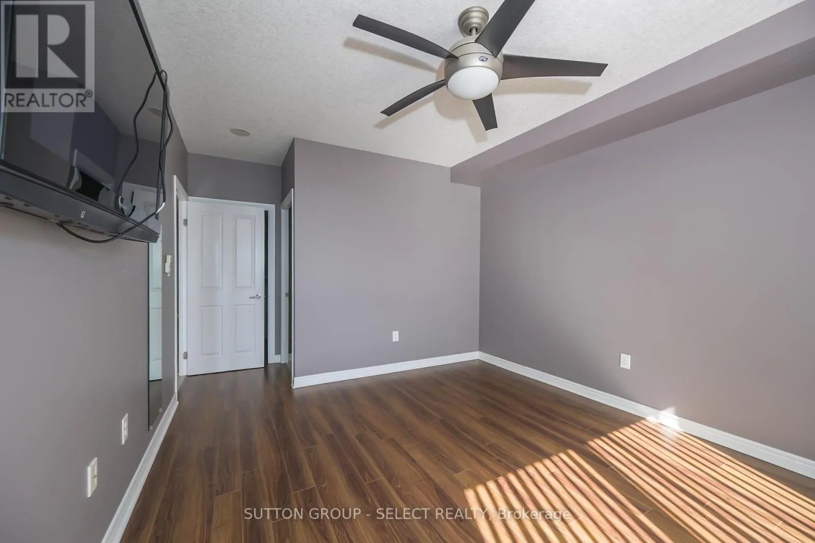 303 - 1030 CORONATION DRIVE, #303