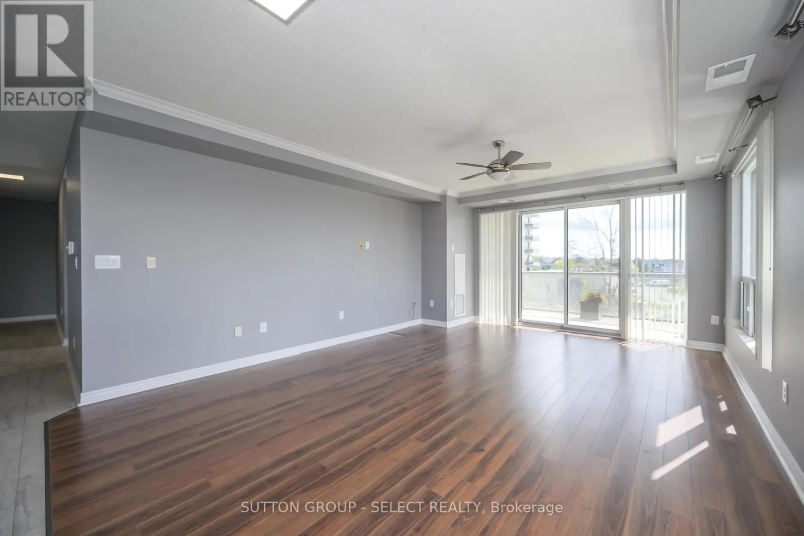 303 - 1030 CORONATION DRIVE, #303