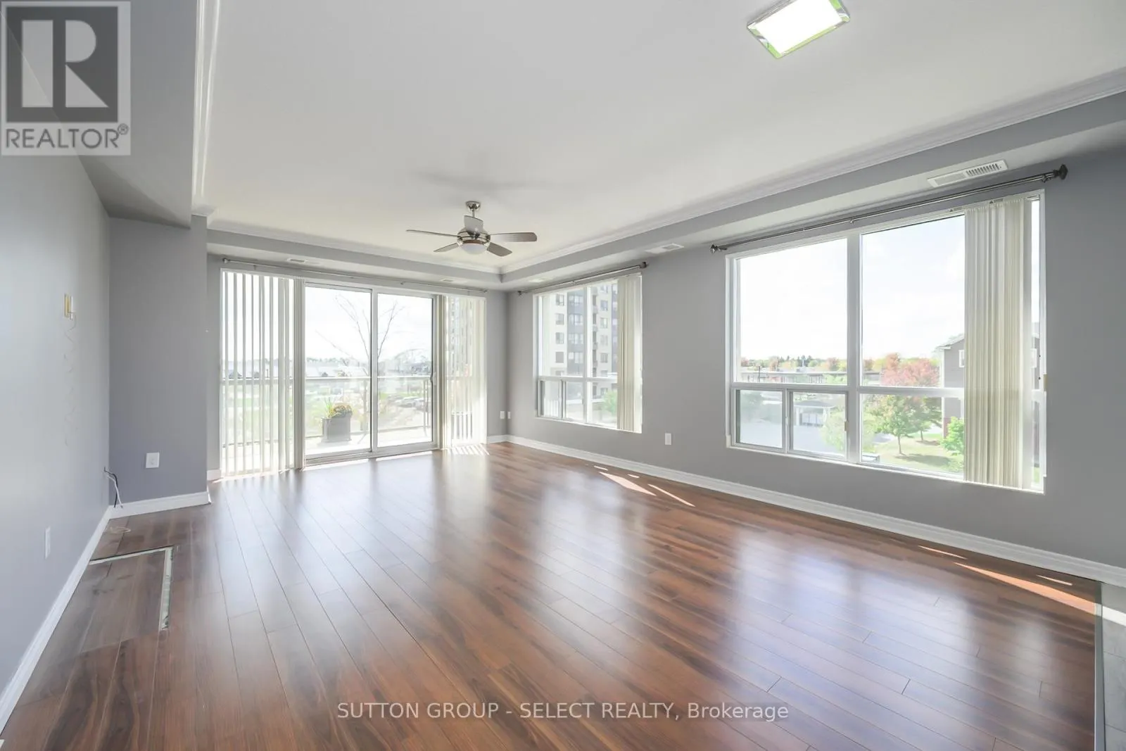 303 - 1030 CORONATION DRIVE, #303