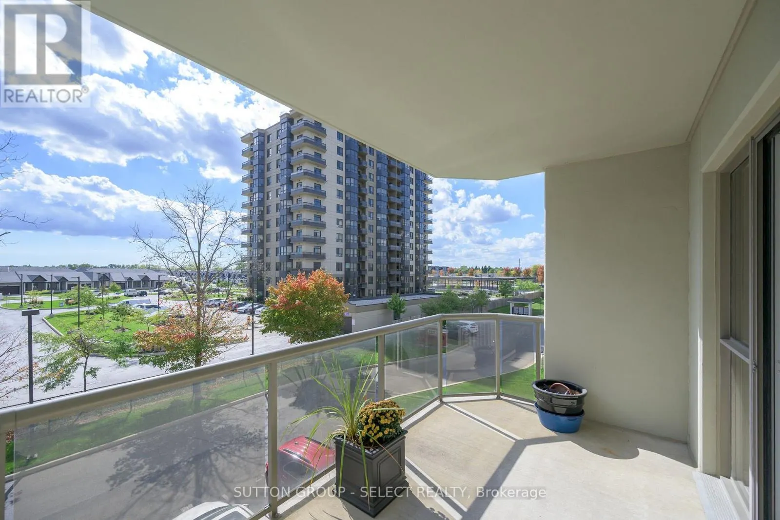 303 - 1030 CORONATION DRIVE, #303