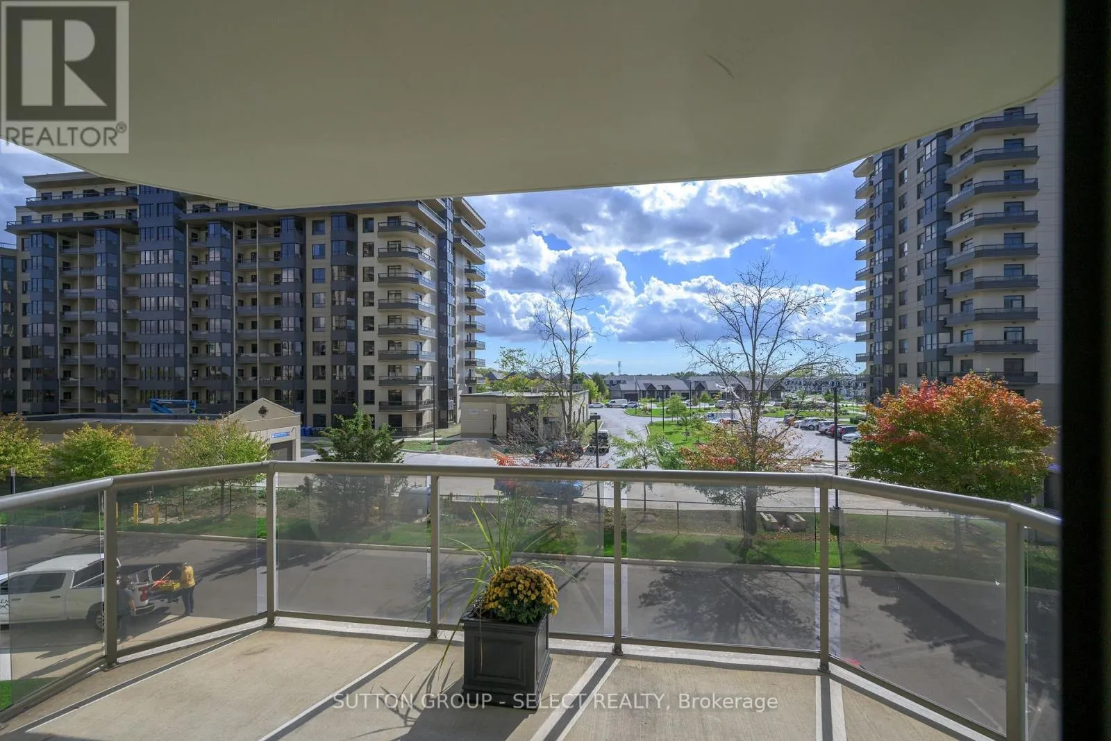 303 - 1030 CORONATION DRIVE, #303