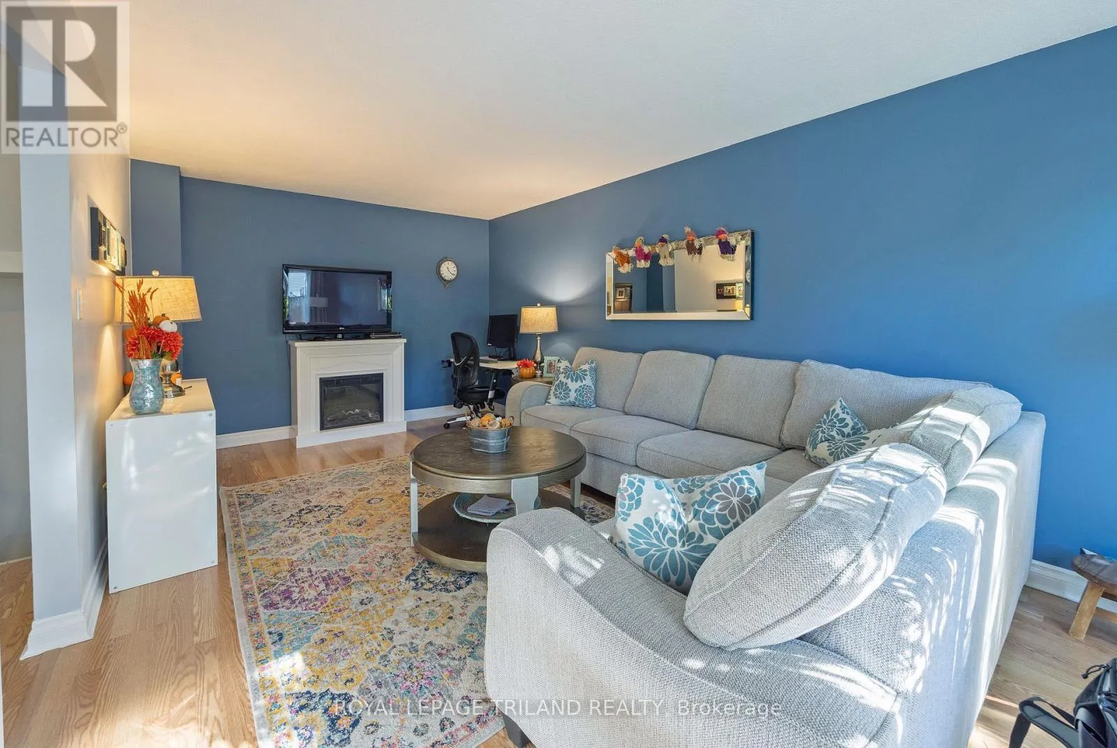 2 - 590 MILLBANK DRIVE, #2