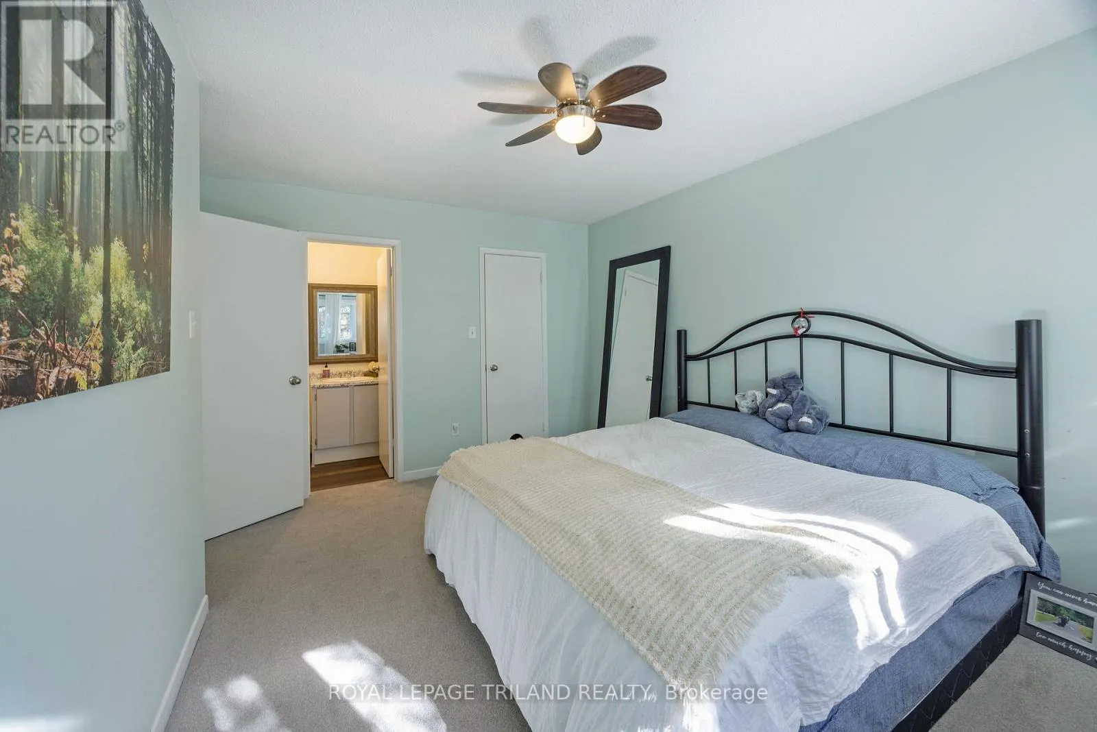 2 - 590 MILLBANK DRIVE, #2