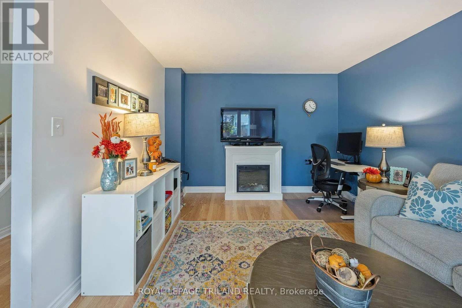 2 - 590 MILLBANK DRIVE, #2