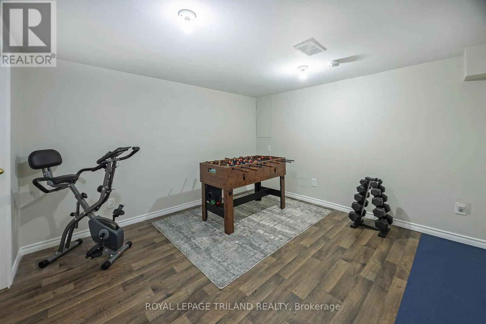 2 - 590 MILLBANK DRIVE, #2