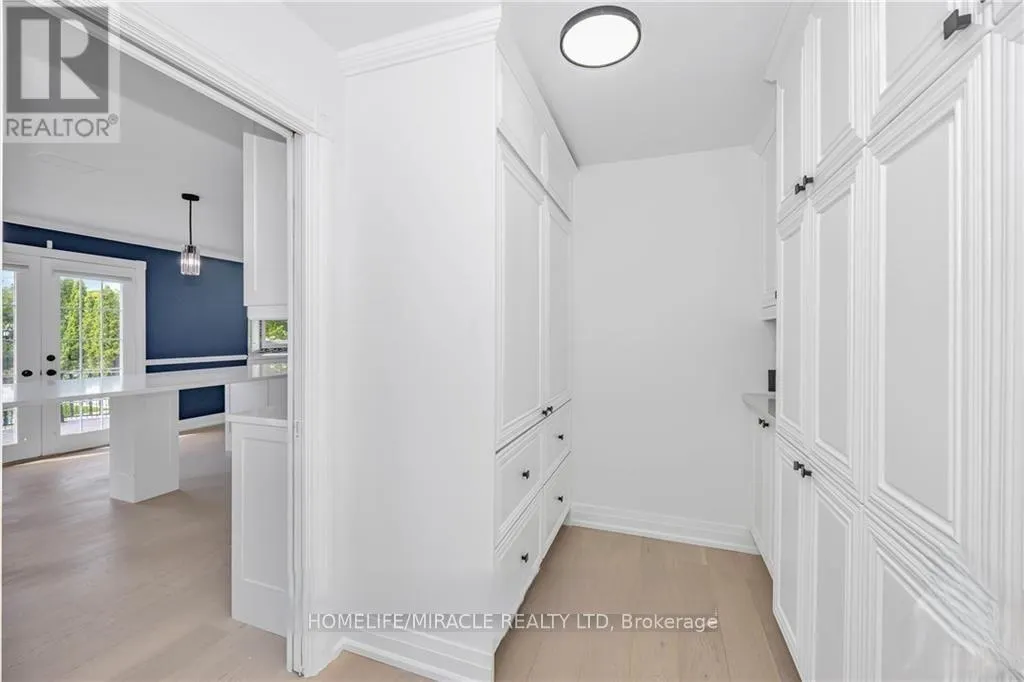 141 KERRY HILL CRESCENT