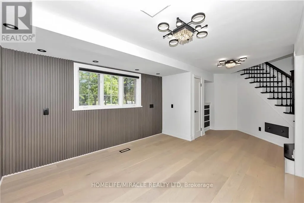 141 KERRY HILL CRESCENT