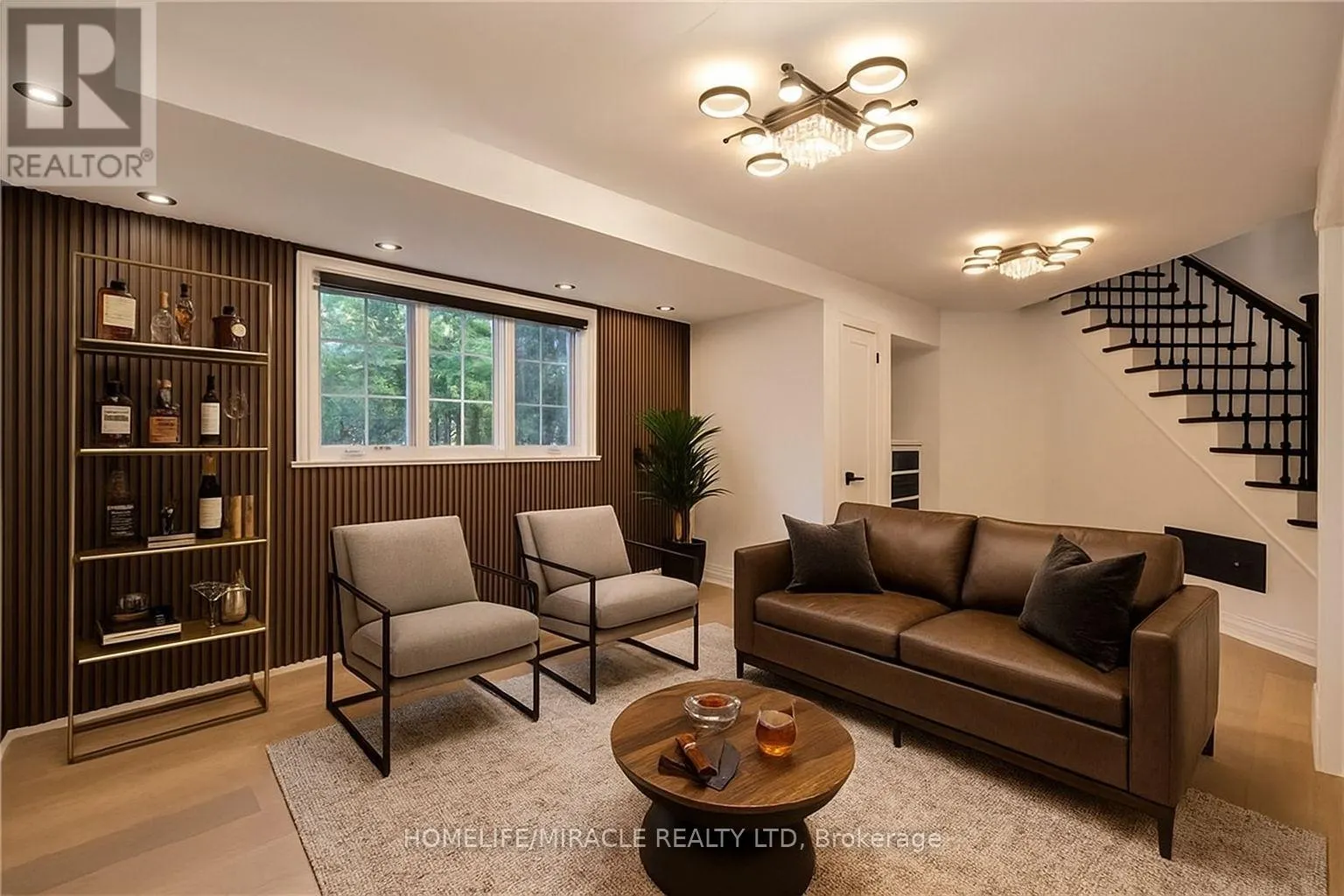 141 KERRY HILL CRESCENT