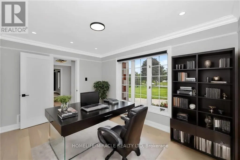 141 KERRY HILL CRESCENT