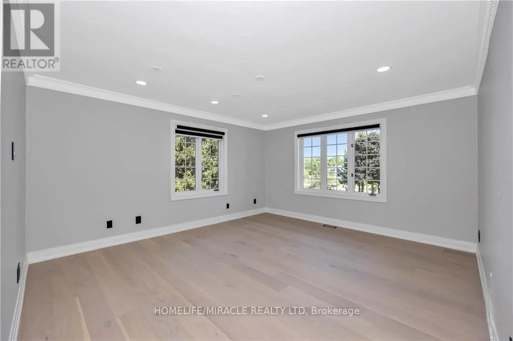 141 KERRY HILL CRESCENT