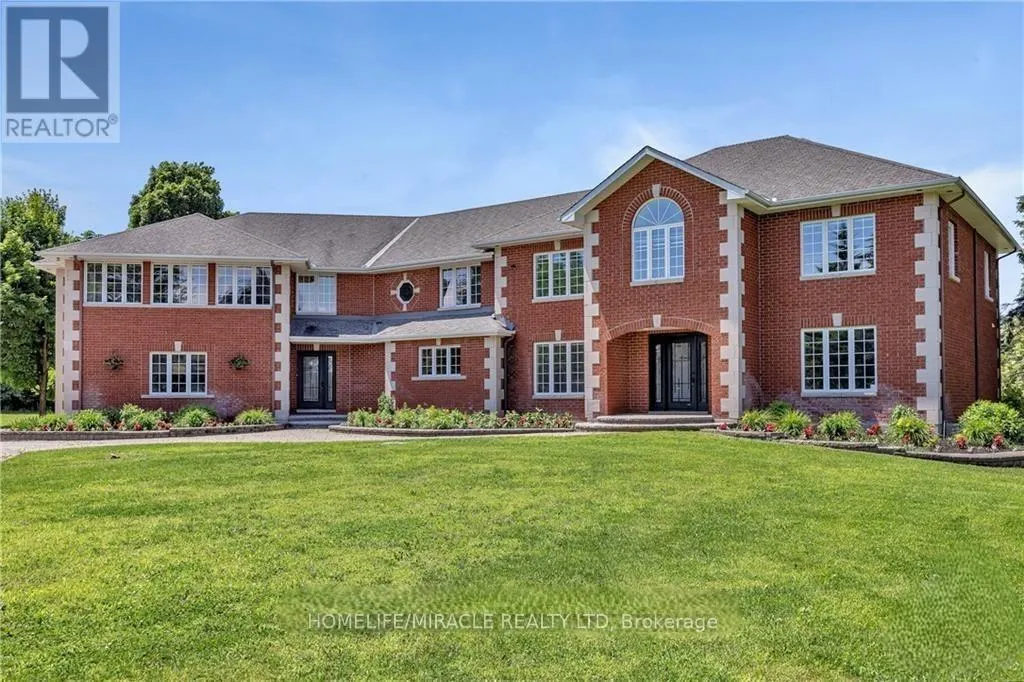 141 KERRY HILL CRESCENT