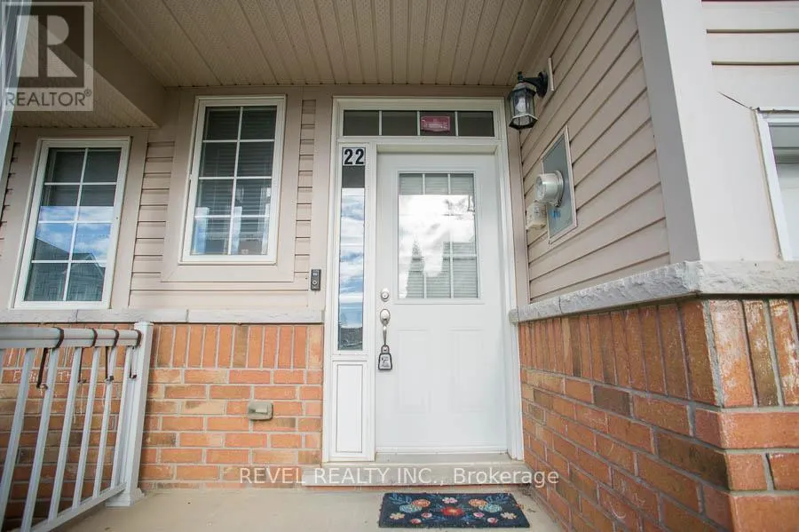 22 - 21 DIANA AVENUE