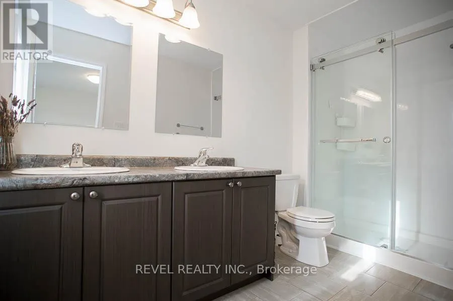 22 - 21 DIANA AVENUE