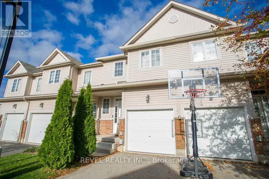 22 - 21 DIANA AVENUE