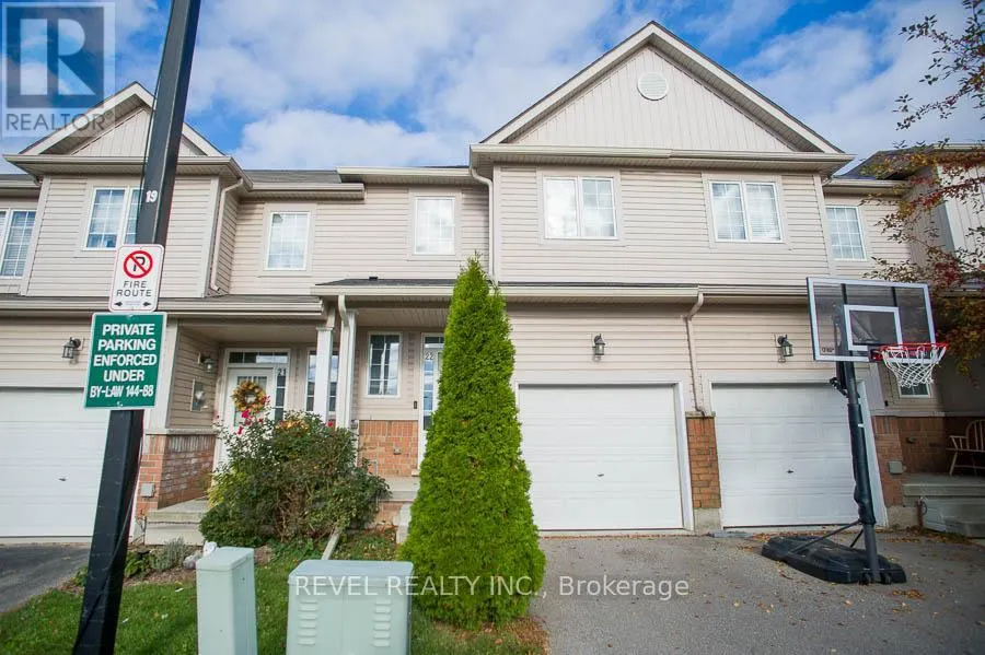 22 - 21 DIANA AVENUE