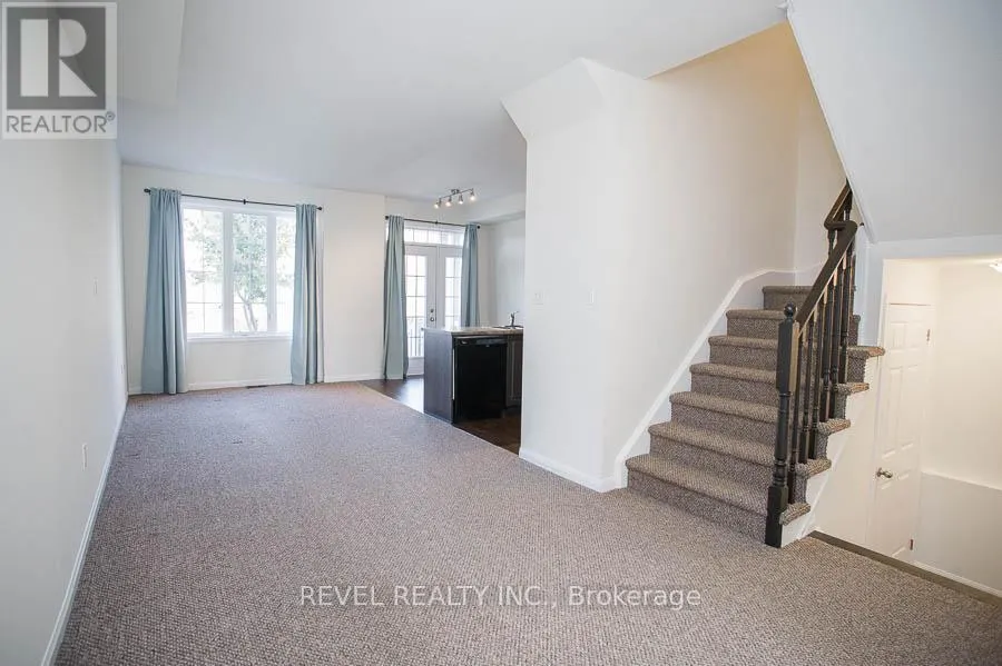 22 - 21 DIANA AVENUE