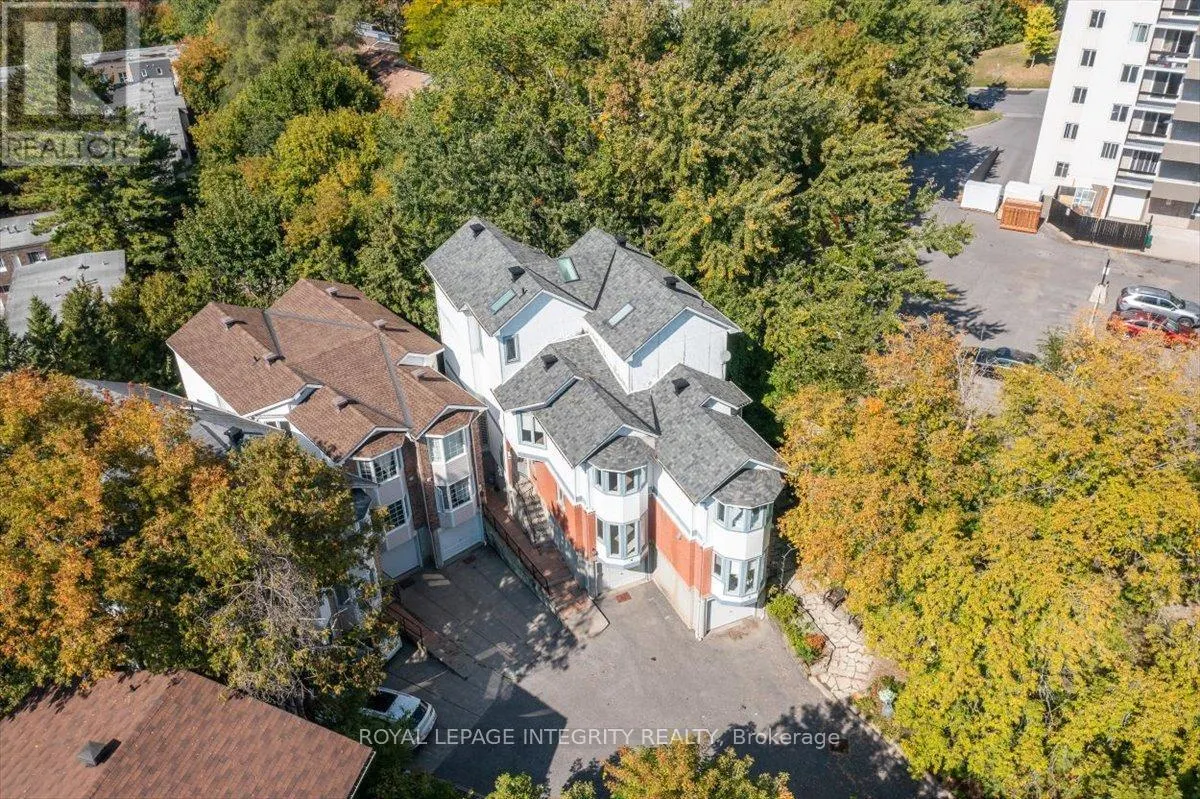 4 - 2949 RICHMOND ROAD