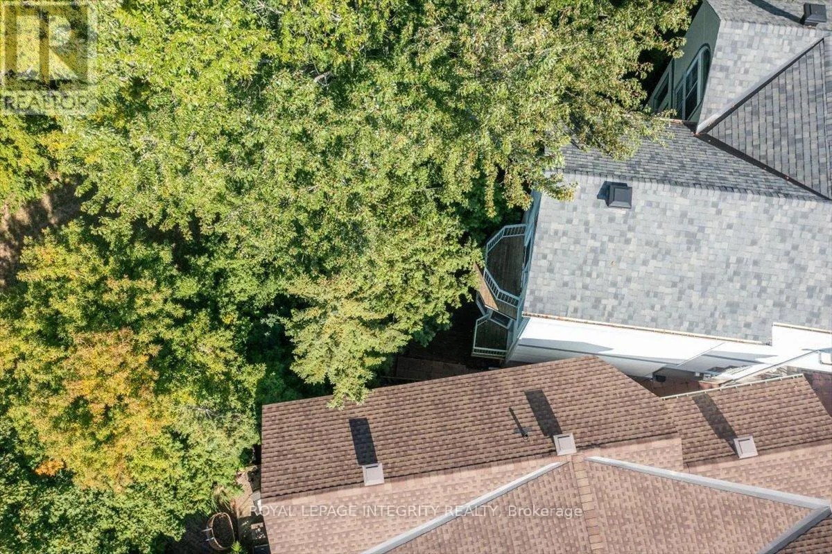 4 - 2949 RICHMOND ROAD