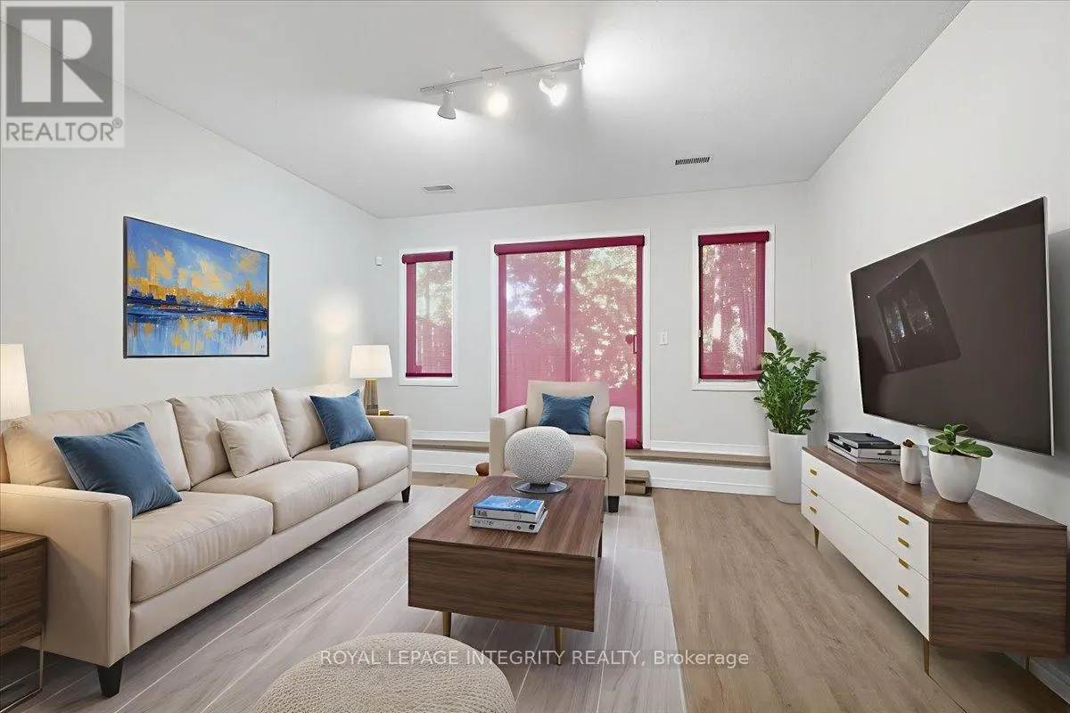 4 - 2949 RICHMOND ROAD