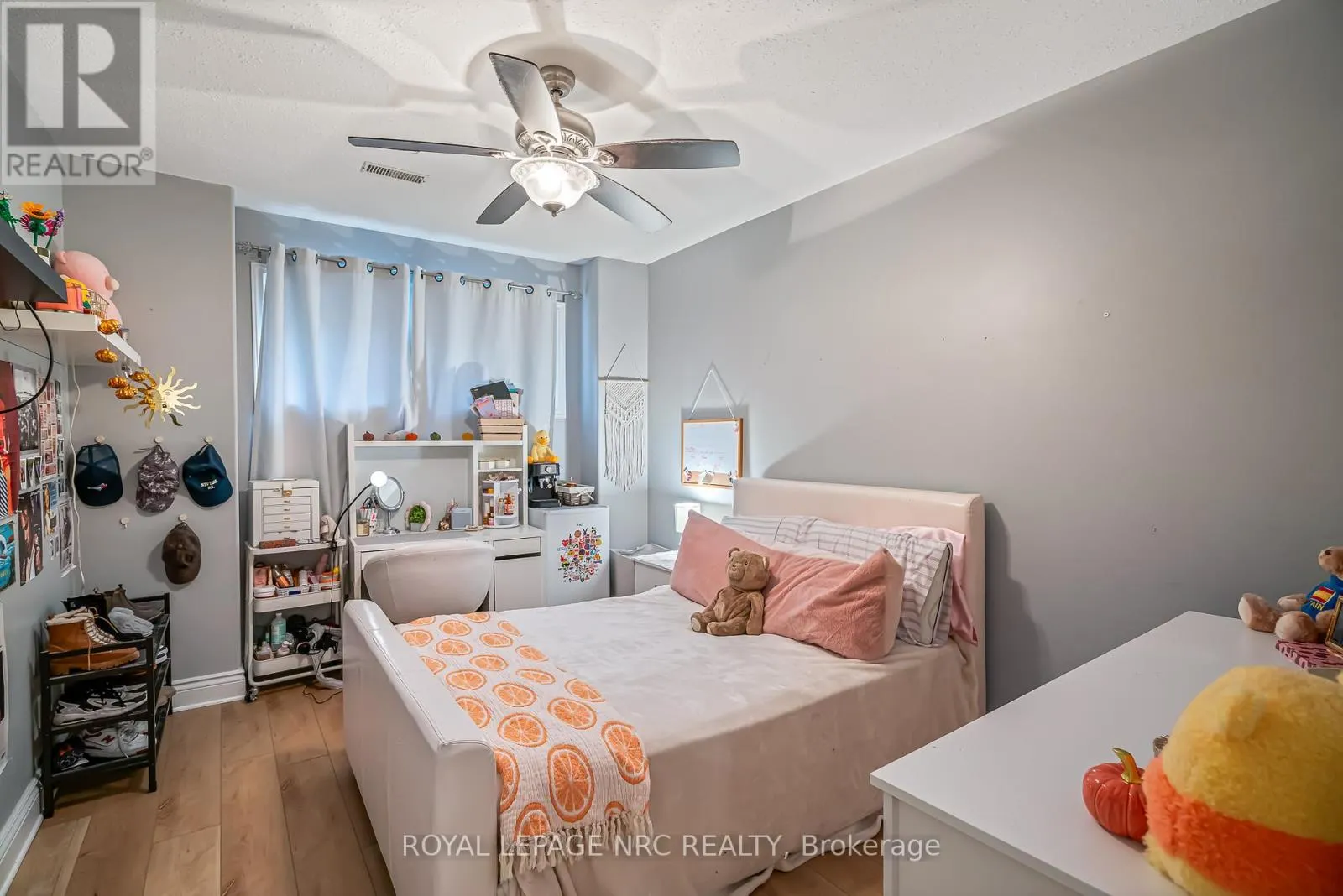 5255 WHITE DOVE PARKWAY