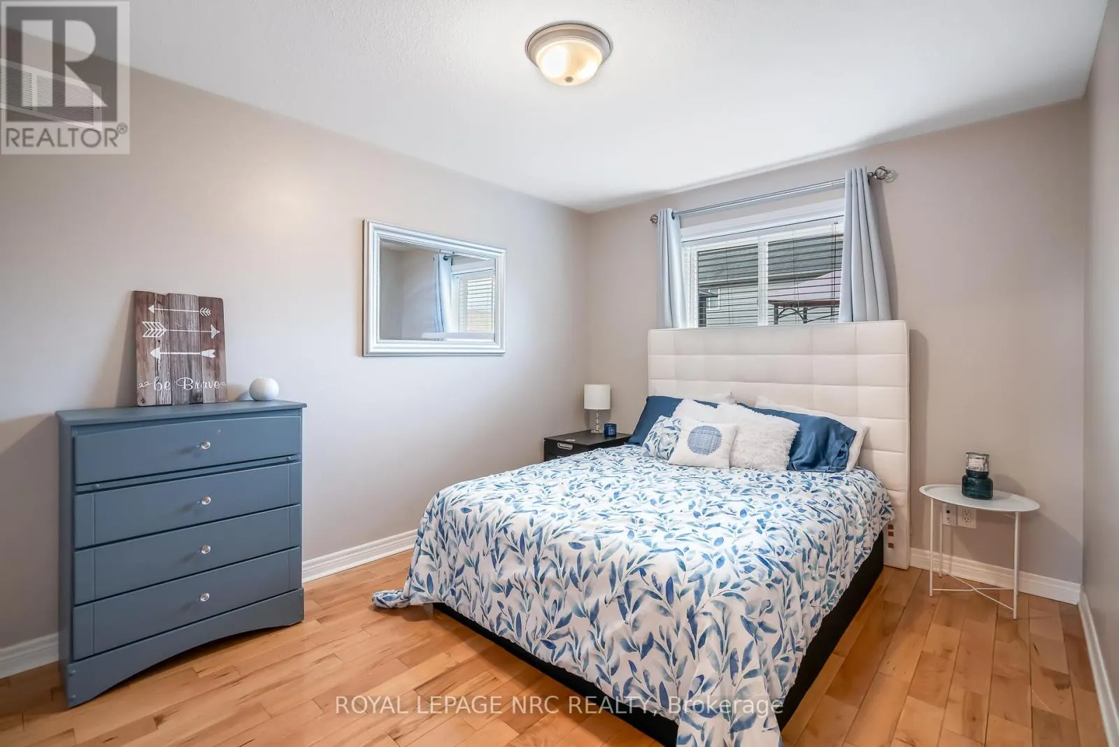 5255 WHITE DOVE PARKWAY