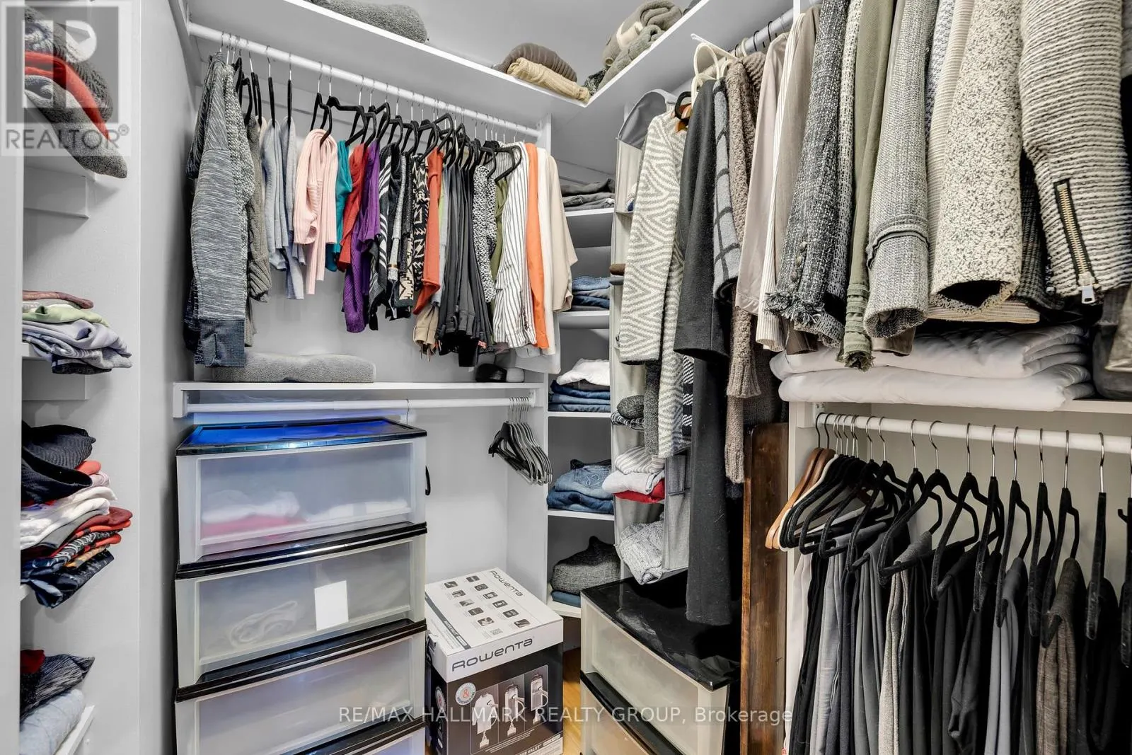 402 - 470 LAURIER AVENUE W