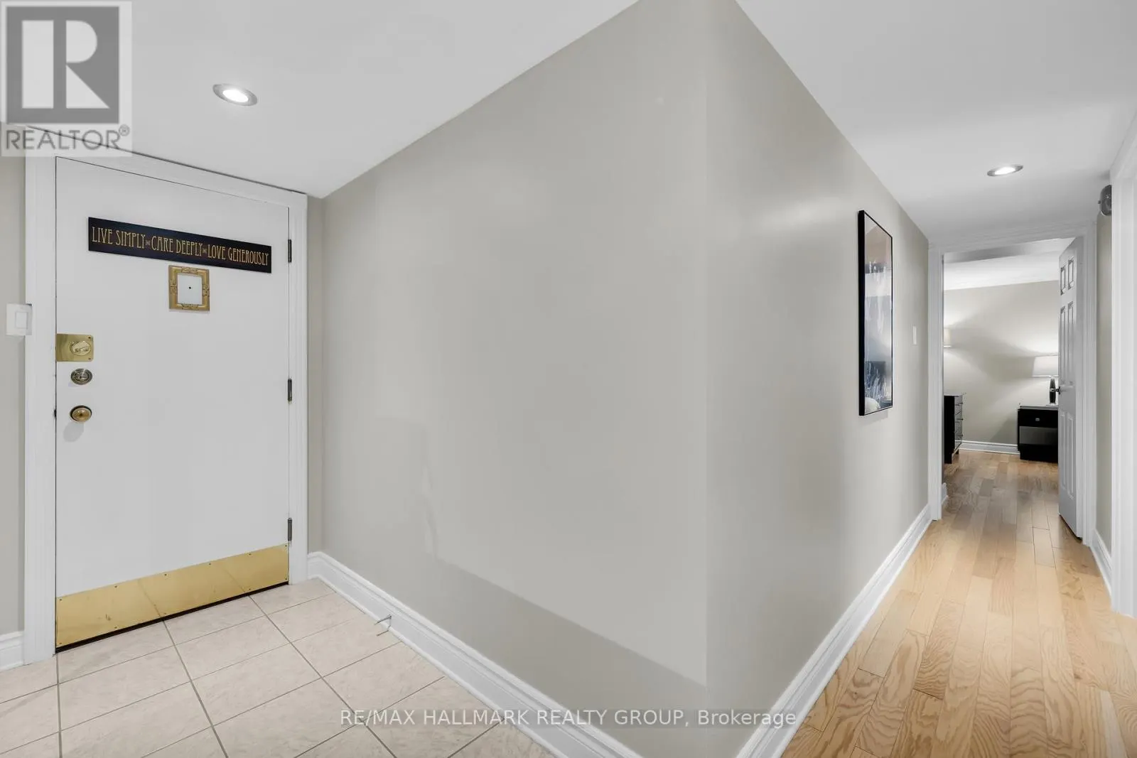 402 - 470 LAURIER AVENUE W