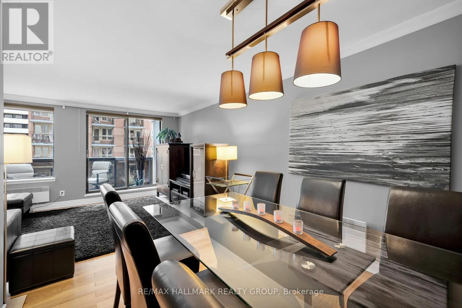 402 - 470 LAURIER AVENUE W