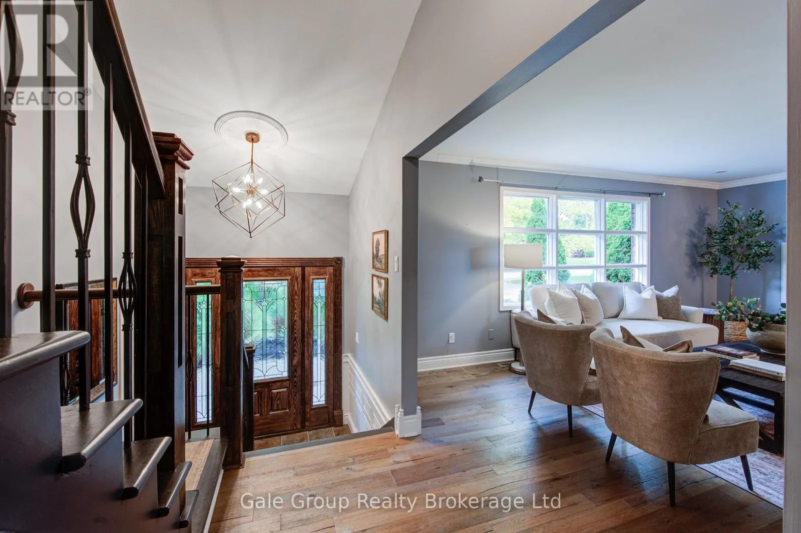 55 ALTADORE CRESCENT