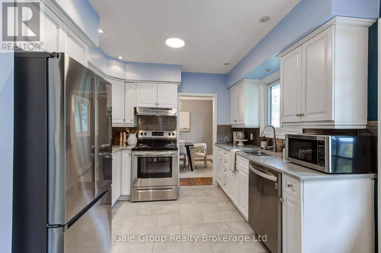 55 ALTADORE CRESCENT