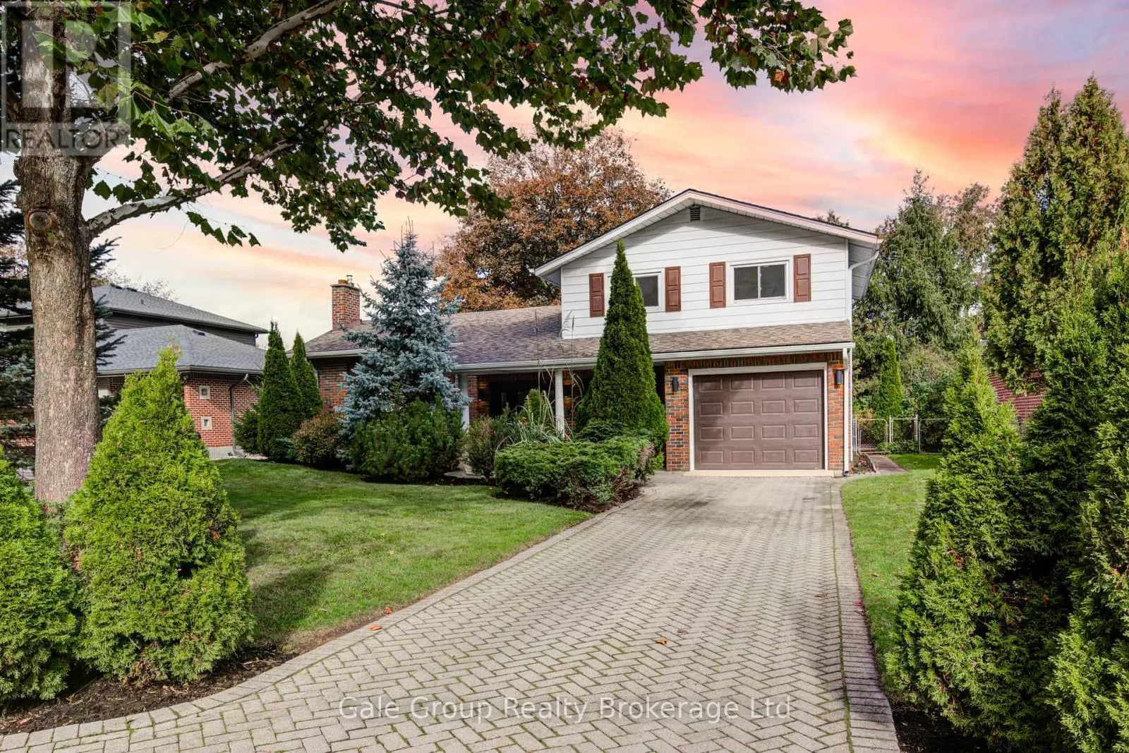 55 ALTADORE CRESCENT