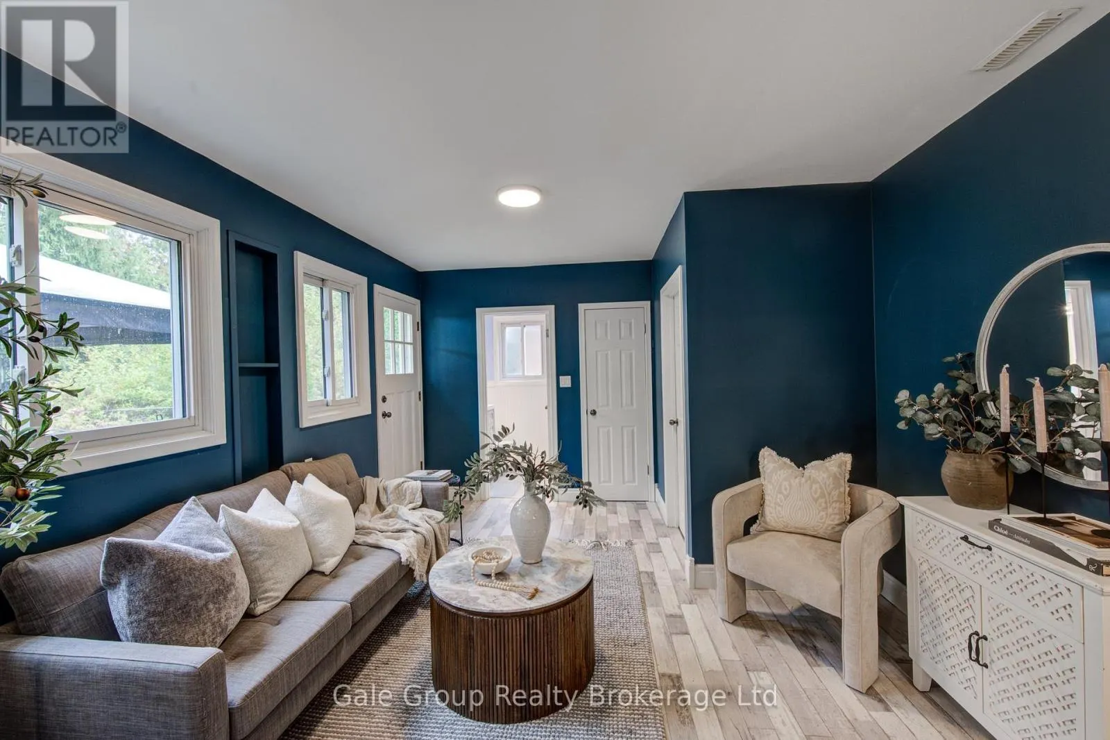 55 ALTADORE CRESCENT