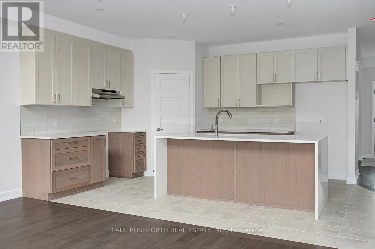 124 CHANDELLE PRIVATE